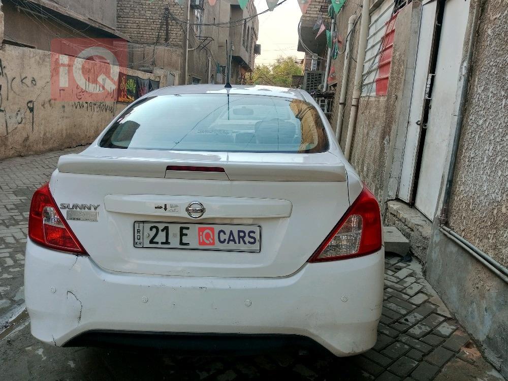 نيسان صني